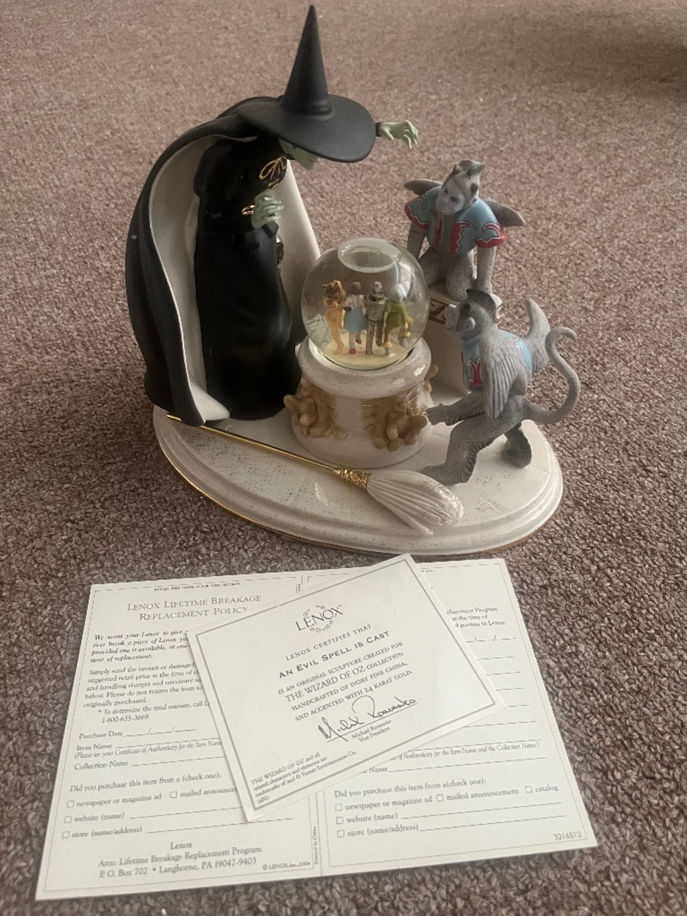Lenox cast a spell collectible